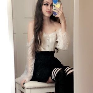 Meet your Posher, Noelle